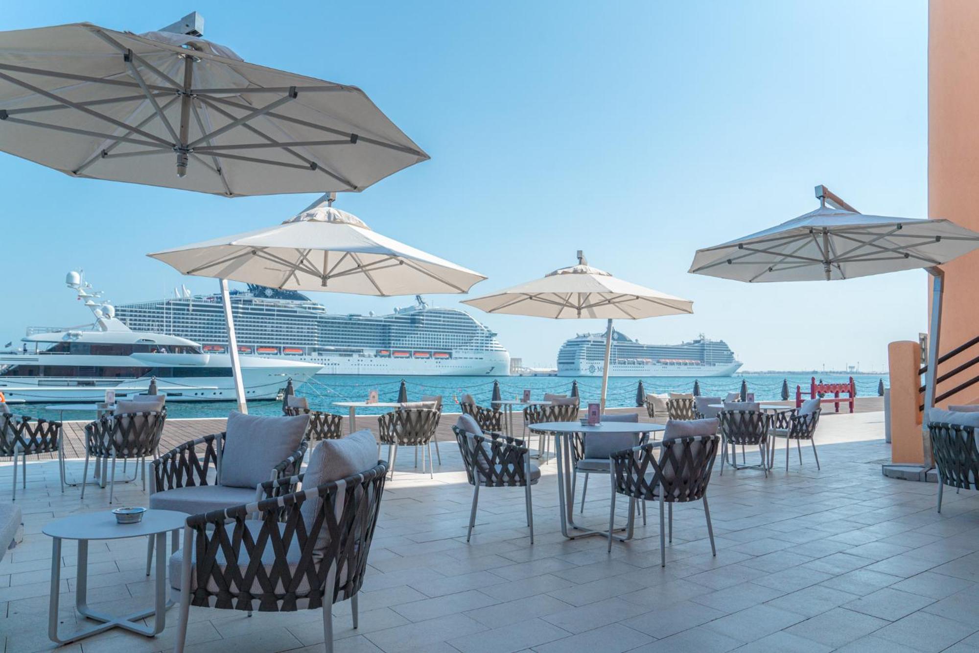 Mina Hotel And Residences By The Torch Doha Exterior foto The Yacht Club